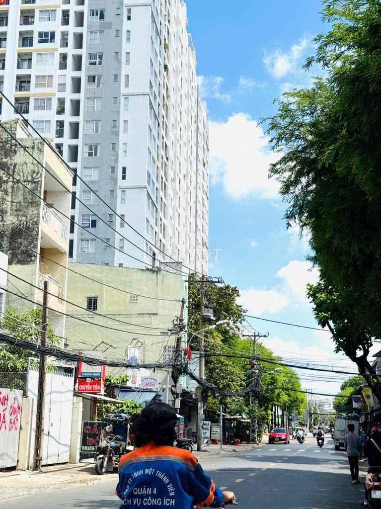 HẼM XE TẢI PHƯỜNG 2 Q4 GIÁP QUẬN1 DT 75M2 ĐẤT NGANG SIÊU BỀ THẾ NỞ. Mua bán nhà ở tại Quận 4 Tp Hồ Chí Minh được đăng bởi THÀNH NHÀ THẬT CHUYÊN Q4 hình 3