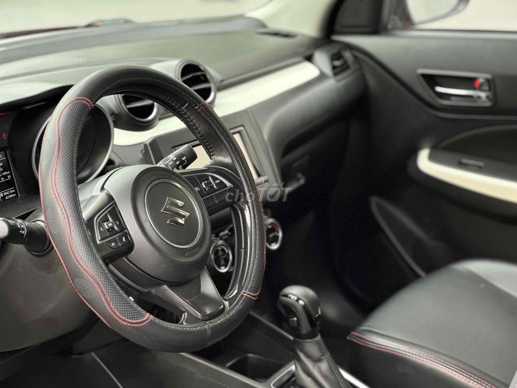 Suzuki Swift 2020 GLX 1.2 CVT. Mua bán Ô tô tại Quận Cầu Giấy Hà Nội được đăng bởi Đức Lợi Auto hình 16