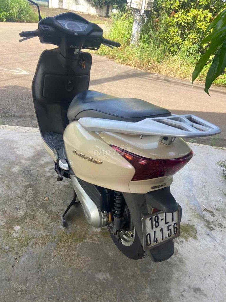 HONDA LEAD NHẬT MẪU MỚI MÂM CONG ĐÁ CHỐNG TẮT MÁY. Mua bán Xe máy tại Huyện Thống Nhất Đồng Nai được đăng bởi CHODONGNAI youtube video hình 4