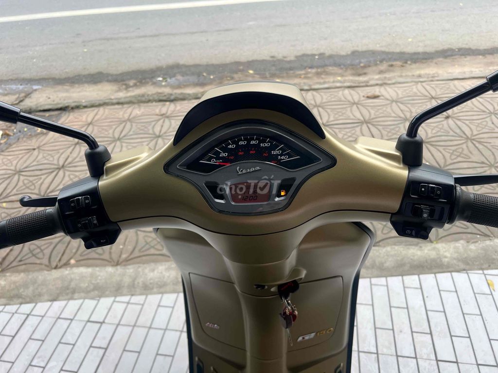 Vesspa sprint 150 2022 siêu lướt.. Mua bán Xe máy tại Quận Ô Môn Cần Thơ được đăng bởi Trần Tùng hình 3