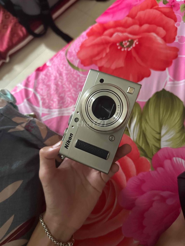 Máy ảnh Nikon Coolpix A Bạc đã qua sử dụng. Mua bán Máy ảnh, Máy quay tại Quận Bình Tân Tp Hồ Chí Minh được đăng bởi meomeo hình 1