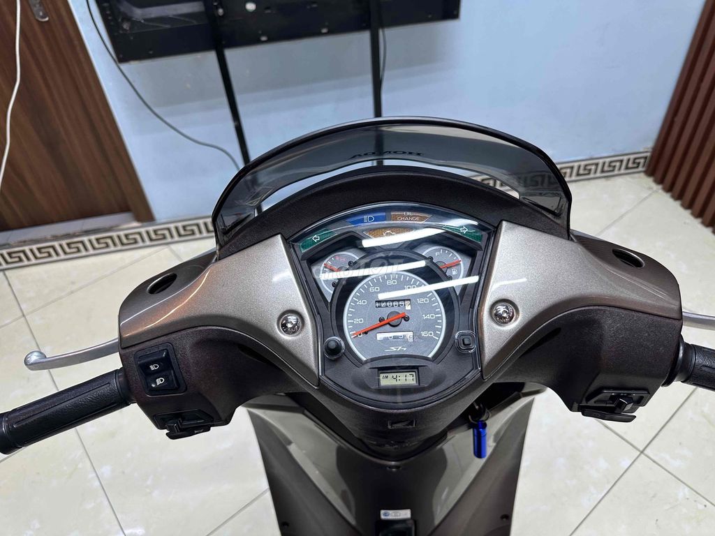 sh 150i nhập ý số máy 103 2010 xe siêu đẹp. Mua bán Xe máy tại Quận 6 Tp Hồ Chí Minh được đăng bởi Tú hình 8