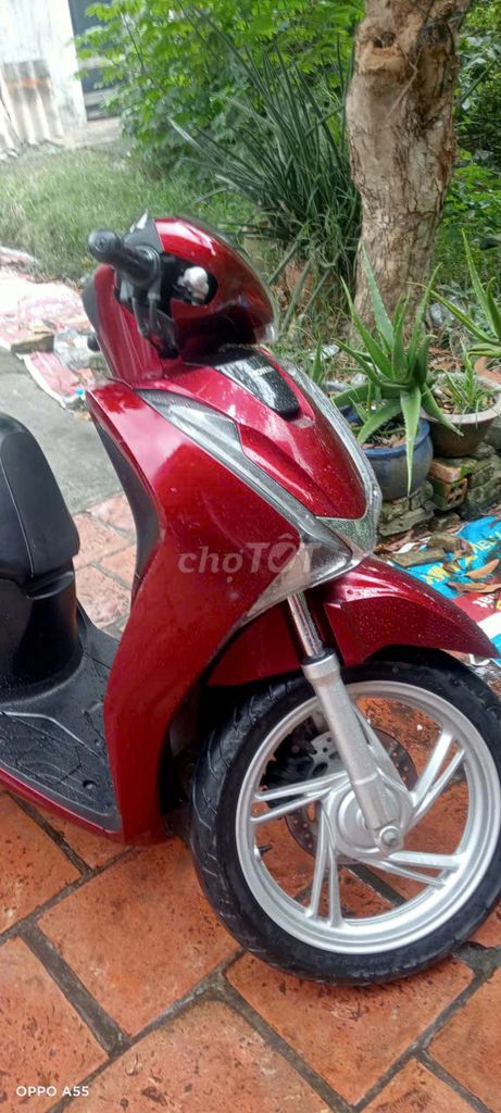 Sh Honda năm2017 màu đỏ đen tình trạng đang chạy. Mua bán Xe máy tại Huyện Trảng Bàng Tây Ninh được đăng bởi Nam Nguyễn  hình 1