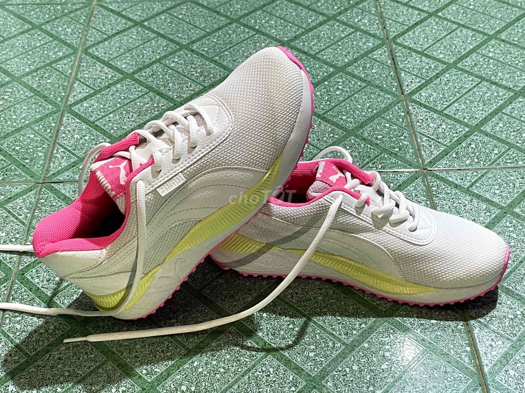 Giày Cty thanh lý Puma Nữ size 38. Mua bán Giày dép tại Huyện Hóc Môn Tp Hồ Chí Minh được đăng bởi Quang Huy hình 1