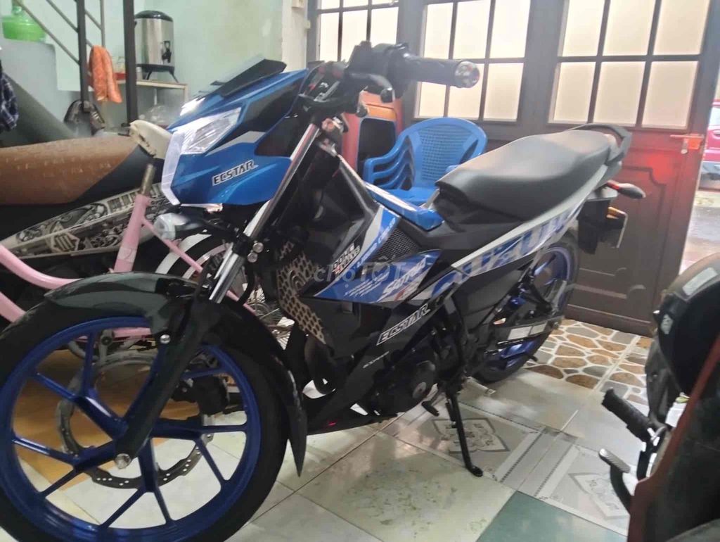 cần bán xe satria xe mới len keng ít đi. Mua bán Xe máy tại Quận Liên Chiểu Đà Nẵng được đăng bởi pham hình 2