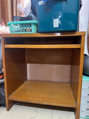 Cho 1 bàn làm việc gỗ 70Rx50Sx75C cm. Mua bán Bàn ghế tại Quận Bình Thạnh Tp Hồ Chí Minh được đăng bởi Hoàng