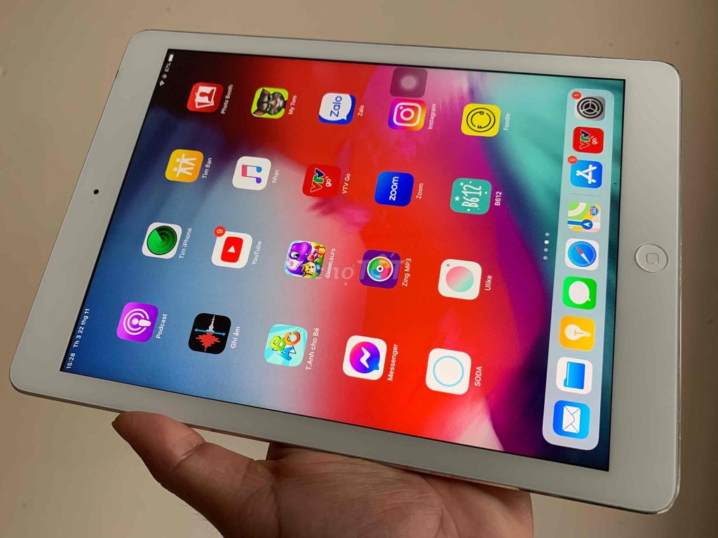 iPad Air 1 sài Sim 4G Wifi, Youtube, rộng 9.7in