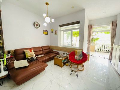 Lovera park view công viên nhà ngang 7 có 4m hông lien he em xem nha. Mua bán nhà ở tại Huyện Bình Chánh Tp Hồ Chí Minh được đăng bởi Nguyễn Tình