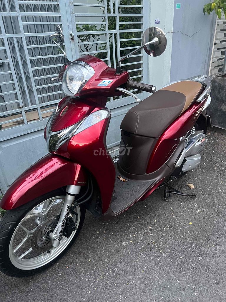 Honda SH mode2017 Smartkey Đỏ-nâu,nguyên zin 9chủ.. Mua bán Xe máy tại Quận 6 Tp Hồ Chí Minh được đăng bởi DŨNG       hình 2