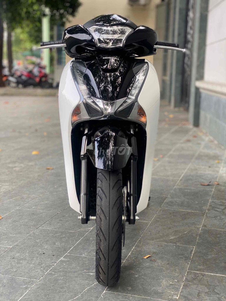 SH 125i ABS 2019 Trắng ( HÀNG BỎ MẪU )