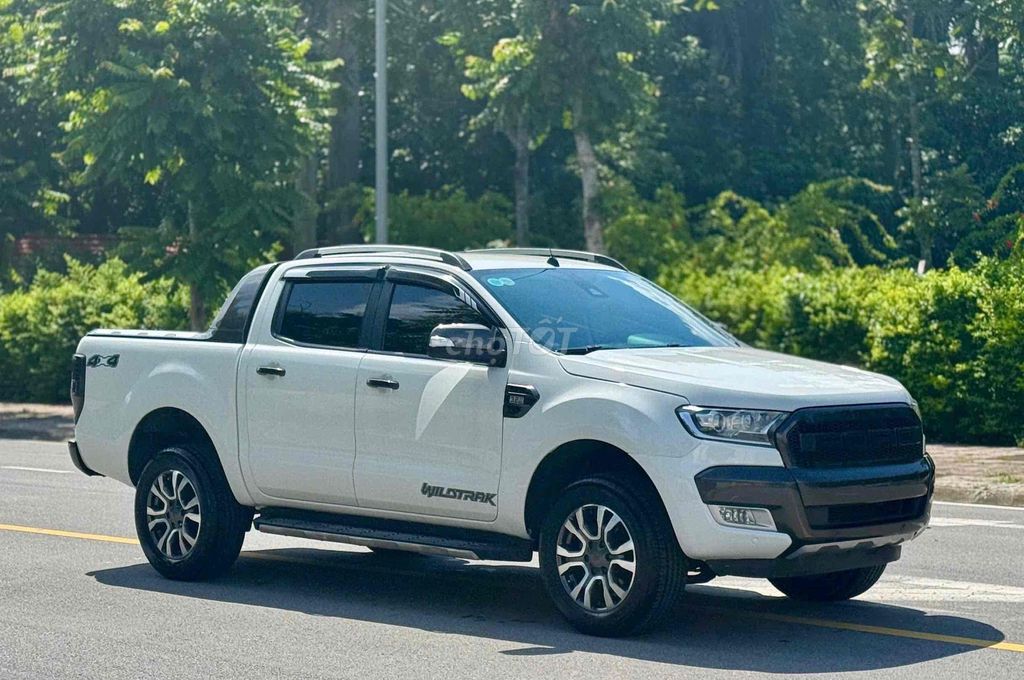 Ford Ranger  Wildtrak 3.2 4x4 AT 2016. Mua bán Ô tô tại Quận Long Biên Hà Nội được đăng bởi Tạ Dũng hình 2