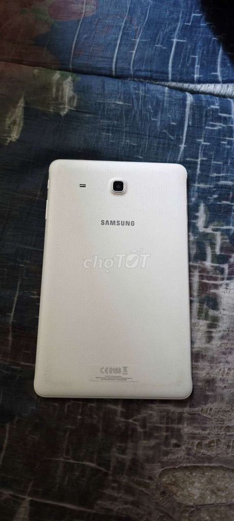 Máy tính bảng Samsung kèm thẻ nhớ. Mua bán Máy tính bảng tại Quận Gò Vấp Tp Hồ Chí Minh được đăng bởi Hòa Mạnh Hùng hình 1