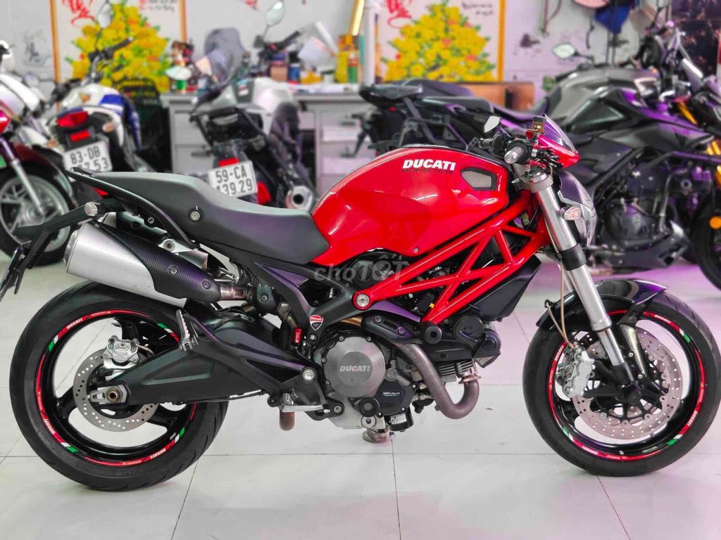 Ducati 795 2012 красный 20000 км