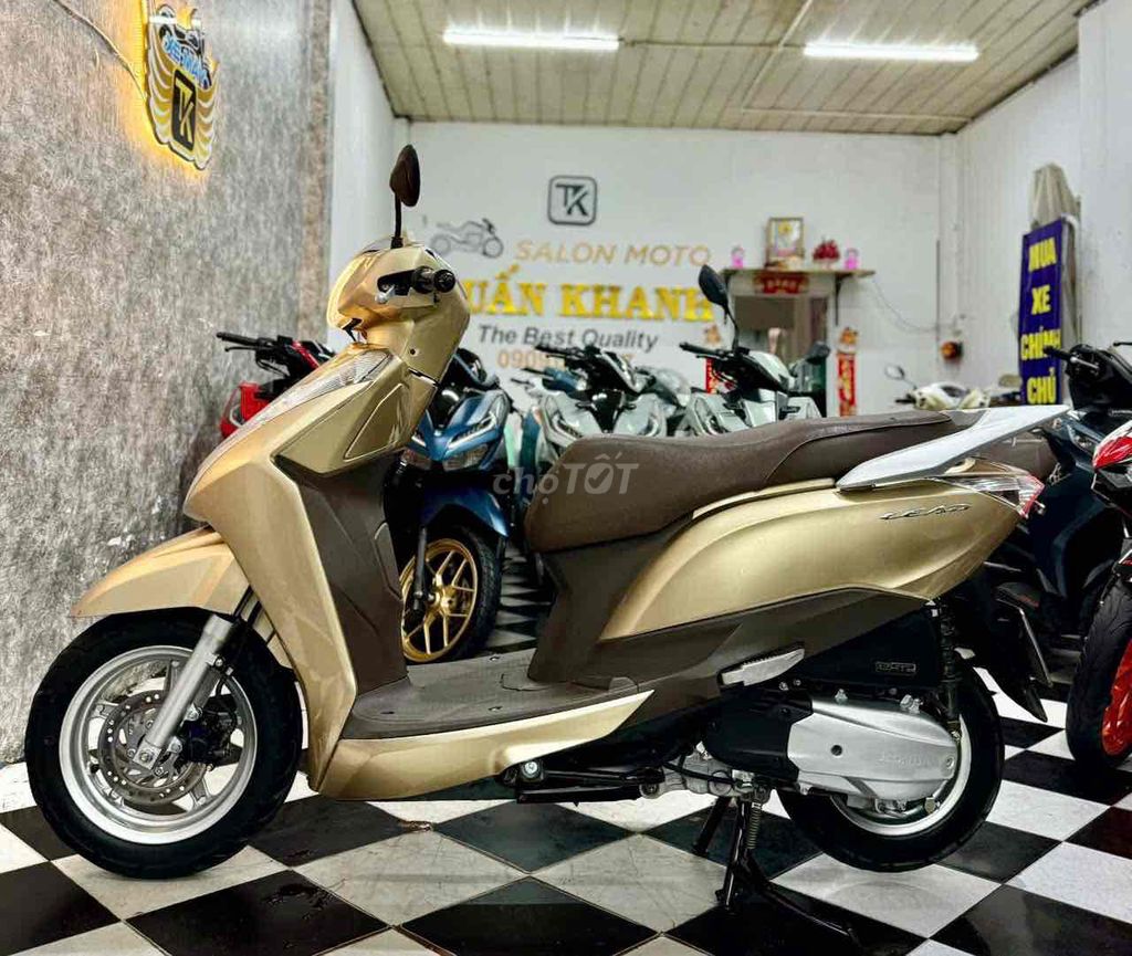 Lead 2015 9chủ BSTP, xe đẹp máy zin có góp. Mua bán Xe máy tại Quận 8 Tp Hồ Chí Minh được đăng bởi Nguyễn Tấn Hùng hình 4