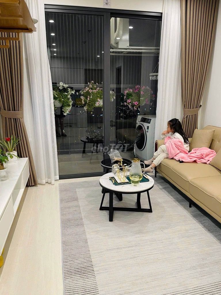 Апартаменты 1СП Vinhomes Smart City с мебелью 43м2, цена 3.3 млрд