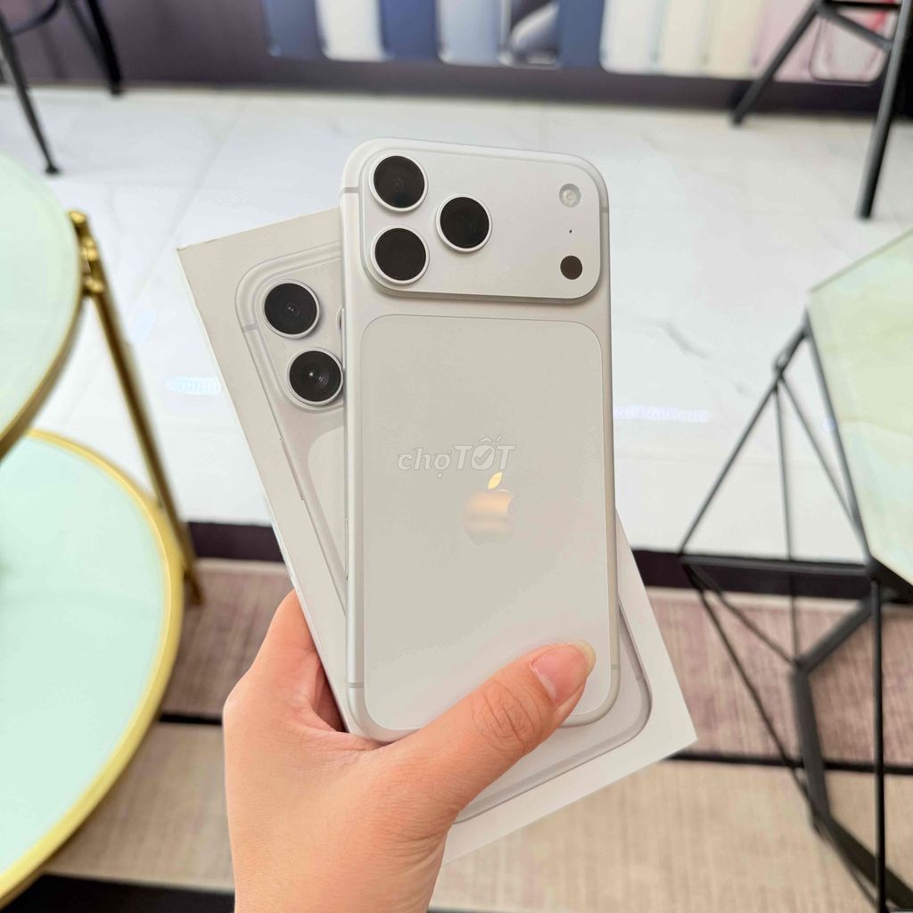 iPhone 17 Pro Max 512Gb Bạc siêu HOT. Mua bán Điện thoại tại Thành phố Tây Ninh Tây Ninh được đăng bởi Mỹ Vy Store Mobile Tây Ninh hình 1