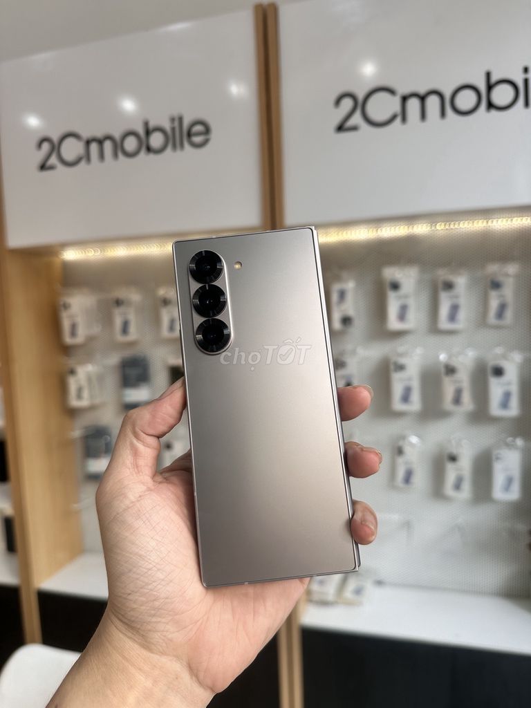 Samsung Z Fold 6 Bạc 99% SSVN. Mua bán Điện thoại tại Quận Thanh Khê Đà Nẵng được đăng bởi 2C MOBILE hình 1