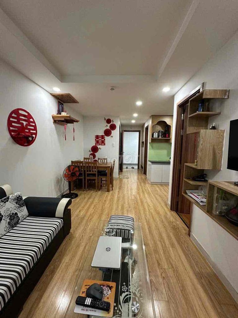 cho thuê căn 2PN + 2WC Full nội thất