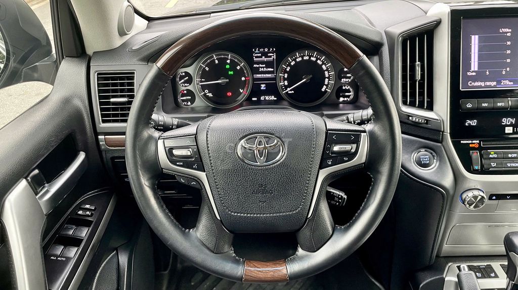 Bán LAND CRUISER V8 4.6. Mua bán Ô tô tại Quận Bắc Từ Liêm Hà Nội được đăng bởi Trần Tường hình 16