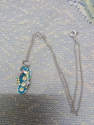 Dây chuyền độc lạ chiếc dép lọ lem. Mua bán Phụ kiện thời trang khác tại Quận 6 Tp Hồ Chí Minh được đăng bởi Hàng sưu tầm độc lạ 