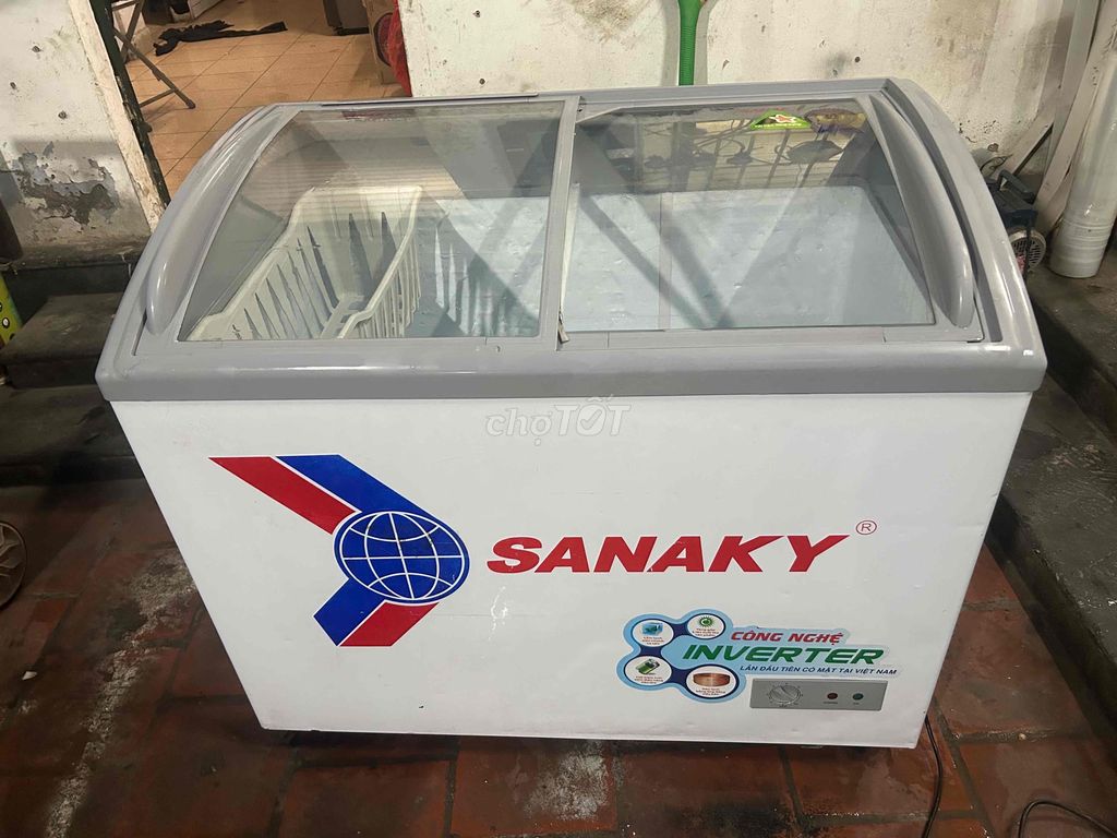 TỦ ĐÔNG KÍNH SANAKY 350lít .còn mới đẹp .zin 100%