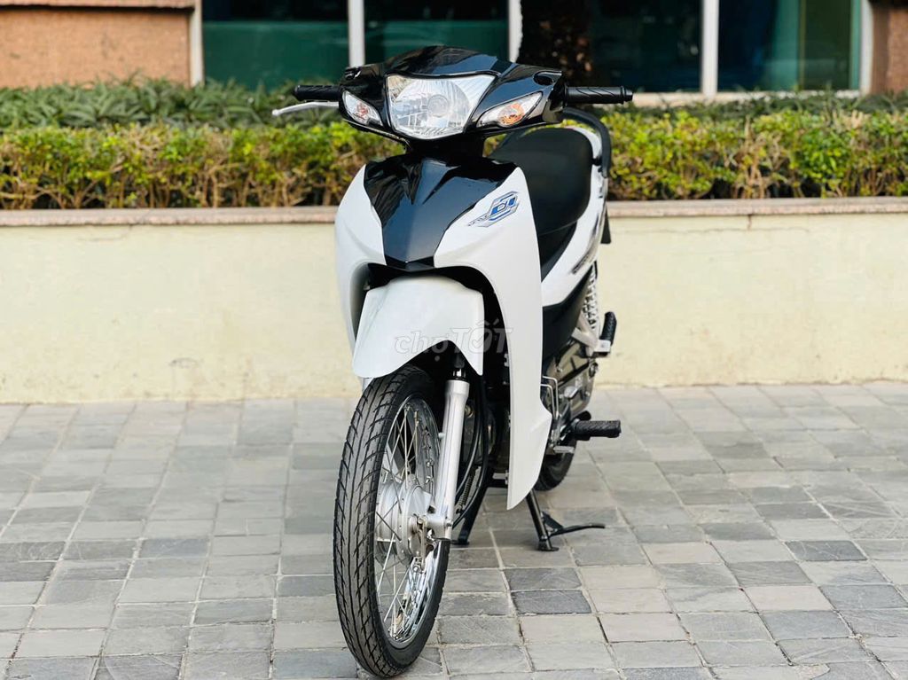 Honda WAVE A 110 TRẮNG MÁY NGUYÊN BIỂN HN. Mua bán Xe máy tại Quận Cầu Giấy Hà Nội được đăng bởi Trí Thành hình 3