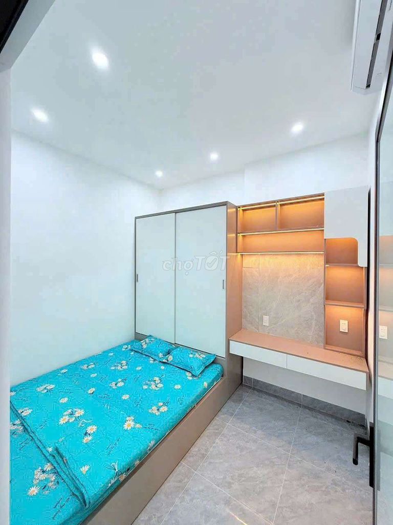 Newly built 3-bedroom house near Điện Biên Phủ — photo 7