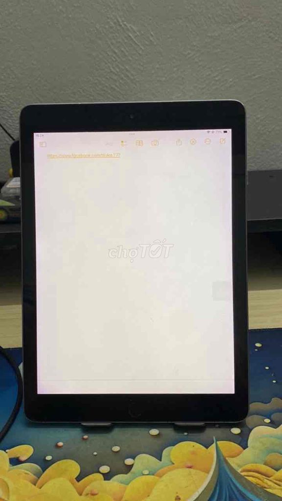 Apple iPad (thế hệ 6) 32GB Bạc. Mua bán Máy tính bảng tại Quận Bình Tân Tp Hồ Chí Minh được đăng bởi Tuan Tran hình 1