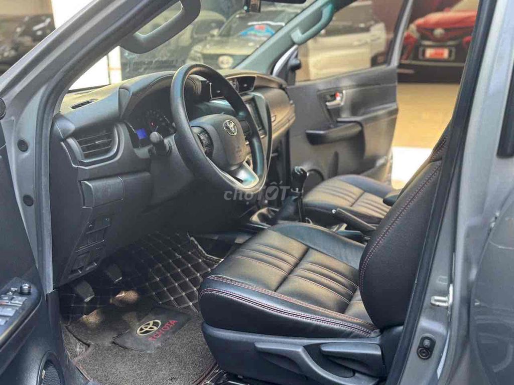 Fortuner 2017 Máy Dầu Số Sàn. Mua bán Ô tô tại Quận Tân Bình Tp Hồ Chí Minh được đăng bởi Nguyễn An hình 8