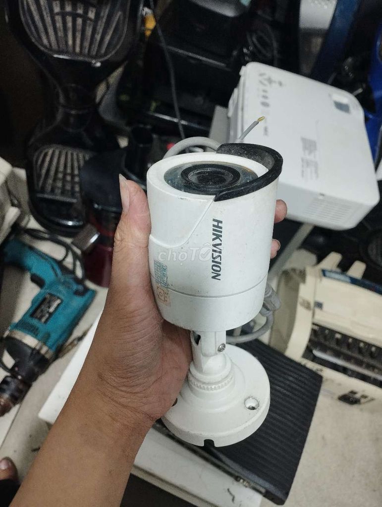 Xác camera hikvisiom còn đẹp pass thợ 50k