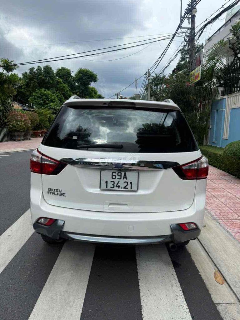 Isuzu Mu X 2.5 số sàn đời cuối 2016. Mua bán Ô tô tại Huyện Bình Chánh Tp Hồ Chí Minh được đăng bởi Như Đạo hình 4