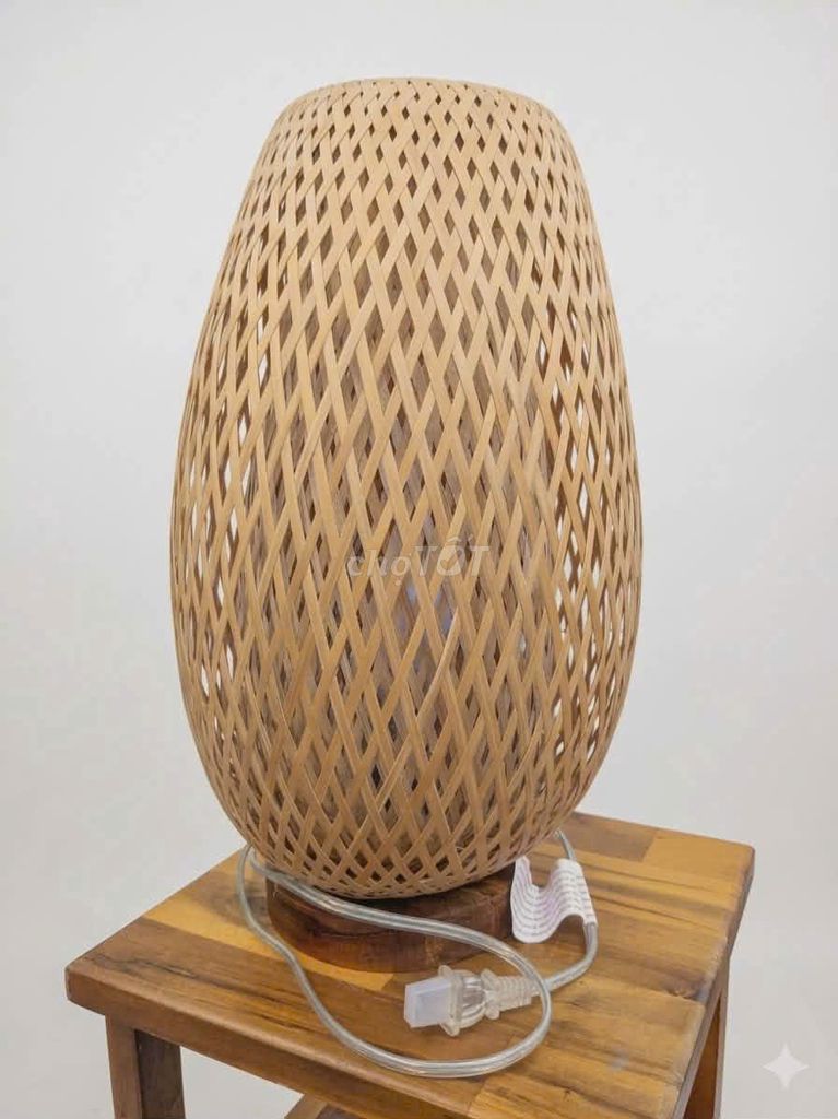 Đèn bàn Mây tre đan Vintage Rustic Boho Nâu. Mua bán Đèn tại Quận 10 Tp Hồ Chí Minh được đăng bởi Thai Thao hình 1