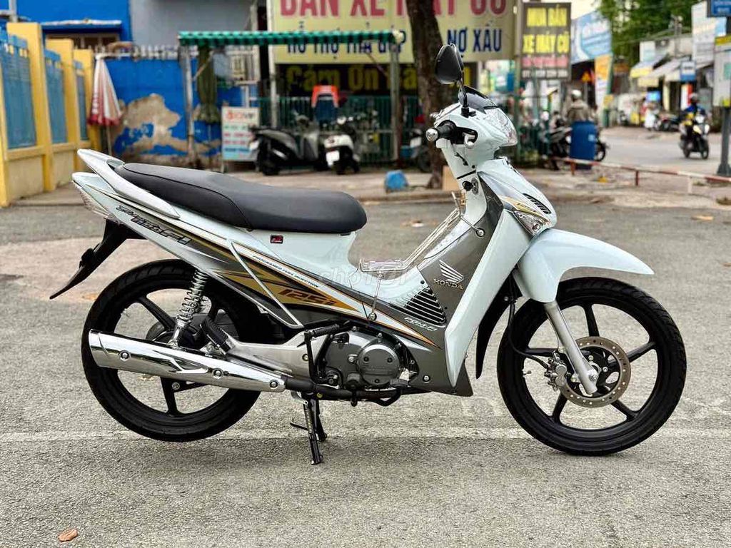 Honda Future Neo Fi 2009 белый