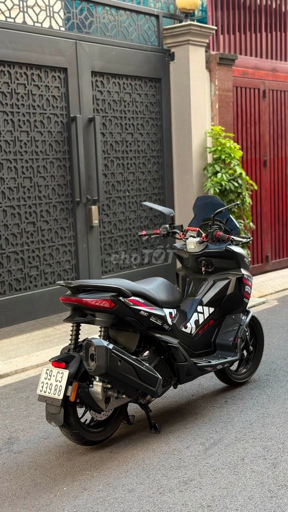 Aprilia SR GT 200 2023 г.в. пробег 25000 км с уполномоченным учетом