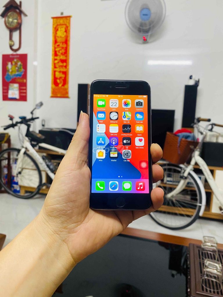 IPHONE 6S máy dùng tốt chức năng, sạch icloud