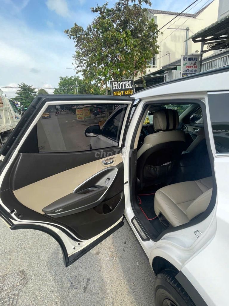 Hyundai Santa Fe 2*** km. Mua bán Ô tô tại Quận 8 Tp Hồ Chí Minh được đăng bởi nguyen xuan thanh hình 4