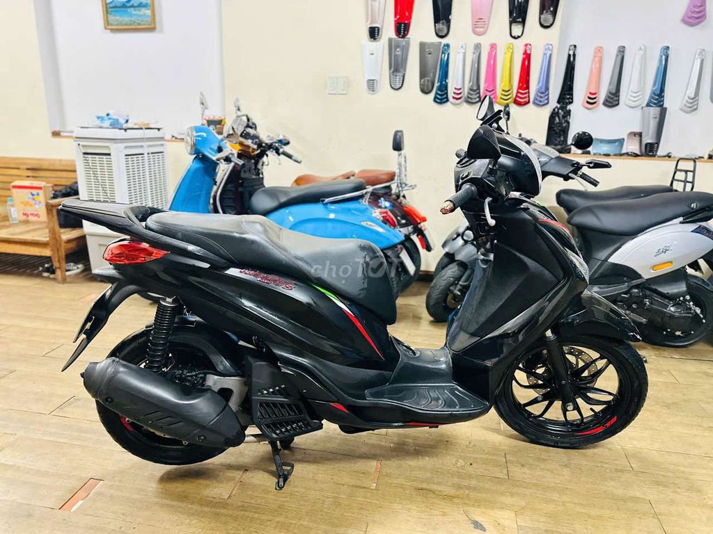 Piaggio Medley 125cc Đen. Mua bán Xe máy tại Quận 8 Tp Hồ Chí Minh được đăng bởi Nguyễn minh Kính  hình 6