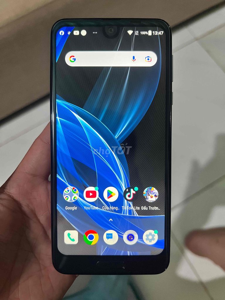 Sharp Aquos R2 64GB Đen. Mua bán Điện thoại tại Huyện Thống Nhất Đồng Nai được đăng bởi Thanh Tùng hình 1