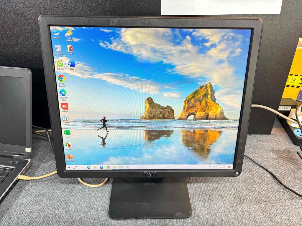 🖥️Màn hình Led Dell 17” form vuông quá đẹp