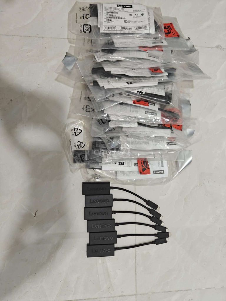 28 chiếc Hub chuyển Lenovo USB-C to DP Mới 100%. Mua bán Phụ kiện (Màn hình, Chuột...) tại Quận Đống Đa Hà Nội được đăng bởi Trungqqz hình 1