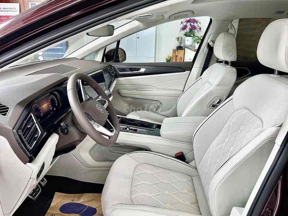 Volkswagen Viloran 2024 Đỏ Ruby Giá Tốt Giao Ngay. Mua bán Ô tô tại Quận 3 Tp Hồ Chí Minh được đăng bởi Hưng Messi Bán Xe Đức hình 10