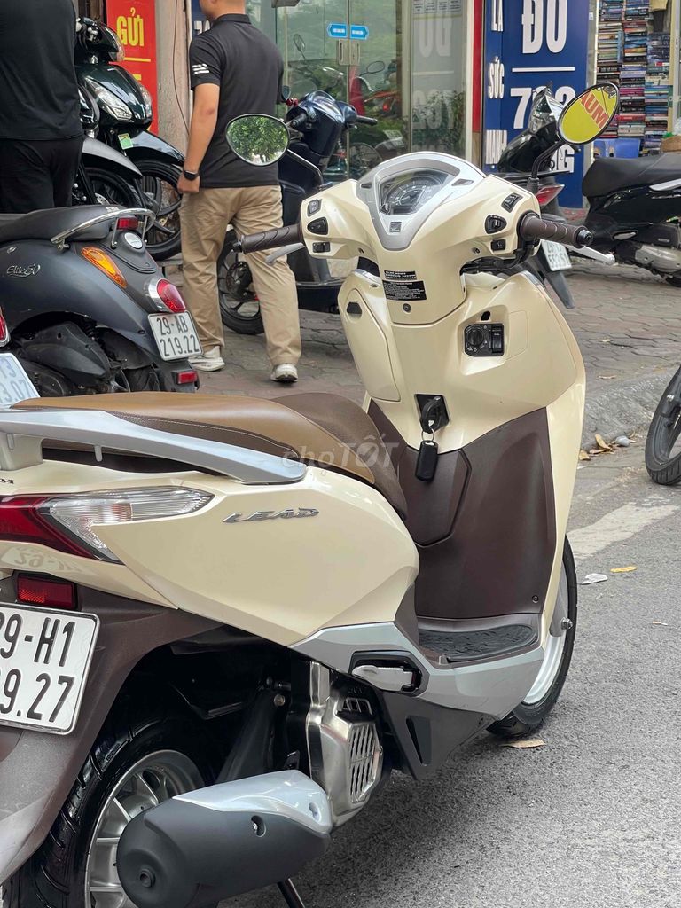 LEAD 125 chính chủ xe chất lượng. Mua bán Xe máy tại Quận Đống Đa Hà Nội được đăng bởi Hà hình 7