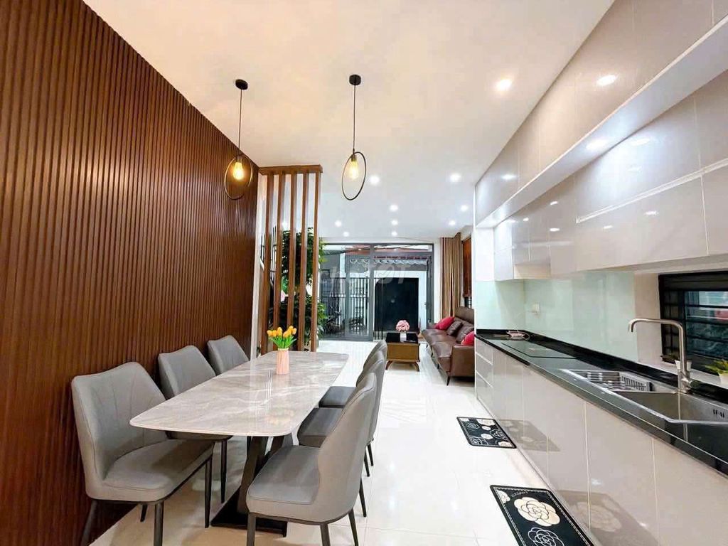 Аренда · 3 комн. · 55 м² · Quận Hải Châu, ул. Đường Nguyễn Hoàng