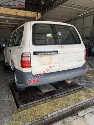 Toyota Land Cruiser GX 4.5 2004. Mua bán Ô tô tại Thành phố Qui Nhơn Bình Định được đăng bởi Dinh Phan