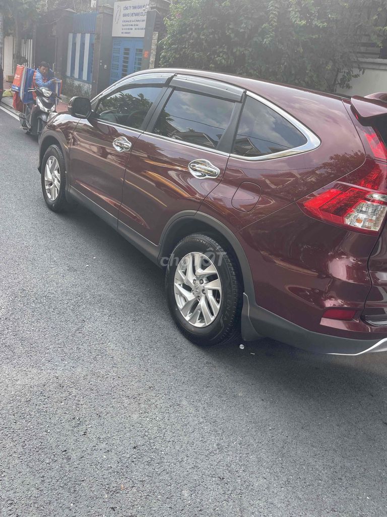 Honda CR-V 2016 Màu Đỏ,xe ông già chùm mền. Mua bán Ô tô tại Quận 8 Tp Hồ Chí Minh được đăng bởi trung vương hình 4
