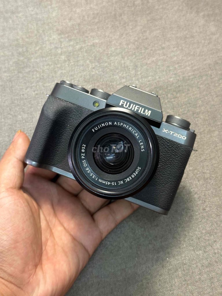Máy ảnh Fujifilm XT200 Xám + Kit 15-45mm. Mua bán Máy ảnh, Máy quay tại Quận Hải Châu Đà Nẵng được đăng bởi Tiến Đạt hình 1