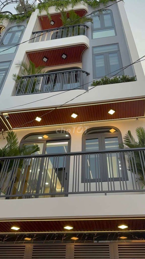 Cần Bán Gầp nhà PTTN Q12 DT4 x13,5 1 trệt 1 lửng 3Lầu 5PN 5Ws giá 6tỷ5