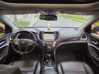 Hyundai Santa Fe 2015 2.4L 4WD - 95000 km. Mua bán Ô tô tại Thành phố Thủ Đức Tp Hồ Chí Minh được đăng bởi Phạm Thị Xuân Mai