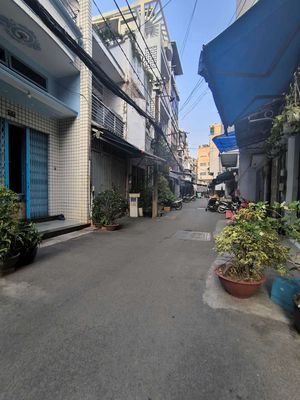 Аренда · 2 комн. · 50 м² · Quận Tân Bình, ул. mặt tiền đg.đất thánh.