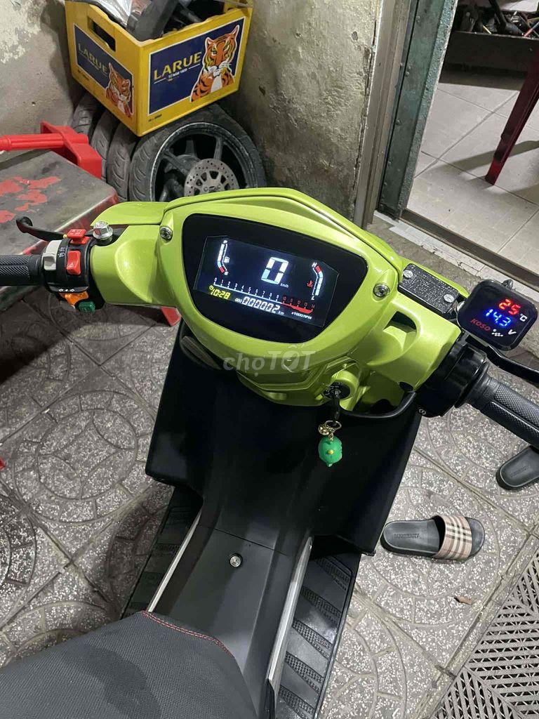 nouvo 2. Mua bán Xe máy tại Quận Thanh Xuân Hà Nội được đăng bởi Hiếu hình 8